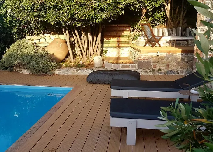 Feel Like Home In Lesvos